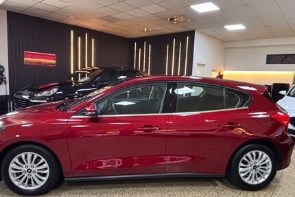 Ford Focus 67.016 km 14.850 &euro; Dortmund 44388
