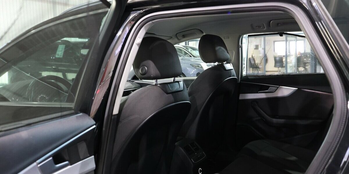 Audi A4 Avant 35 TFSI SPORT / 1.HAND / LED / NAVI+ 108.000 km 17.555 &euro; Hamm 59077