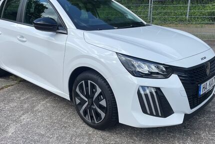 Peugeot 208 14.600 km 14.500 &euro; Hagen 58097