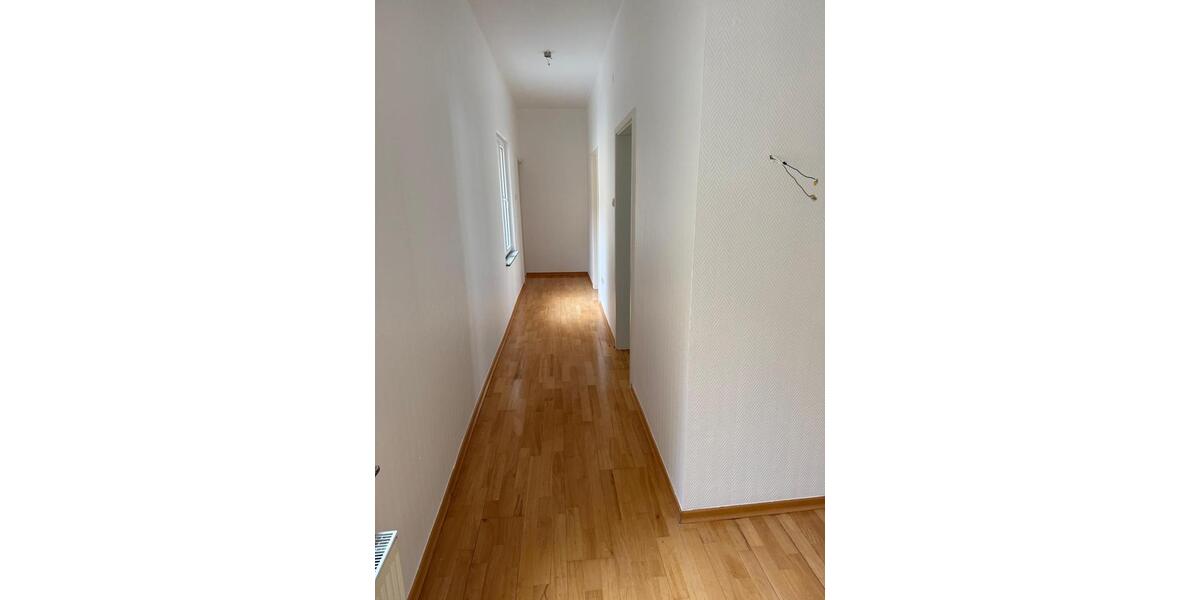 Terrassenwohnung Hamm - 4 Zimmer, 150 m&sup2;, 1.200&euro; | Angebot:25200645