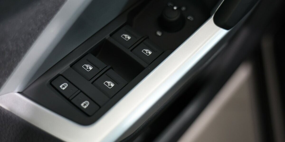 Audi Q3 35 TFSI / LED, VIRTUAL-COCKPIT, APPLE+ANDROID 15.000 km 30.555 &euro; Hamm 59077