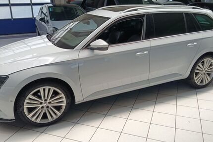 Skoda Superb 162.000 km 15.990 &euro; Recklinghausen 45659