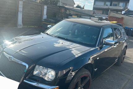 Chrysler 300C 198.000 km 6.999 &euro; Lünen 44532