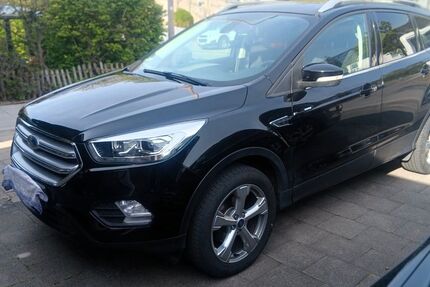 Ford Kuga 90.500 km 12.499 &euro; Unna 59423