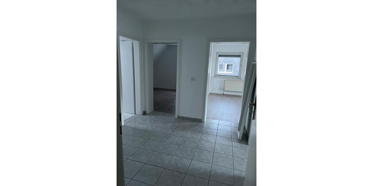 Dachgeschoßwohnung Iserlohn Letmathe - 3 Zimmer, 58 m&sup2;, 432&euro; | Angebot:25654703