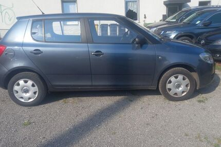 Skoda Fabia 223.700 km 800 &euro; Dortmund 44309