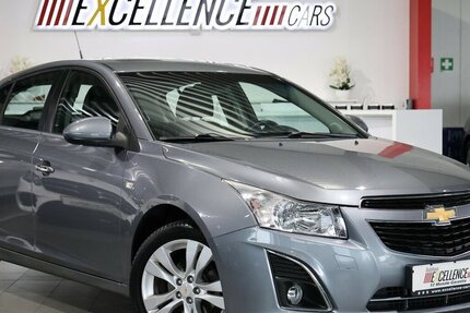 Chevrolet Cruze HATCHBACK 1.4 LTZ / SCHIEBEDACH,LEDER,NAVI 128.000 km 5.777 &euro; Hamm 59077
