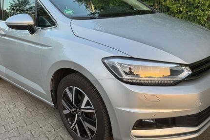 VW Touran 94.850 km 21.990 &euro; Herne 44649