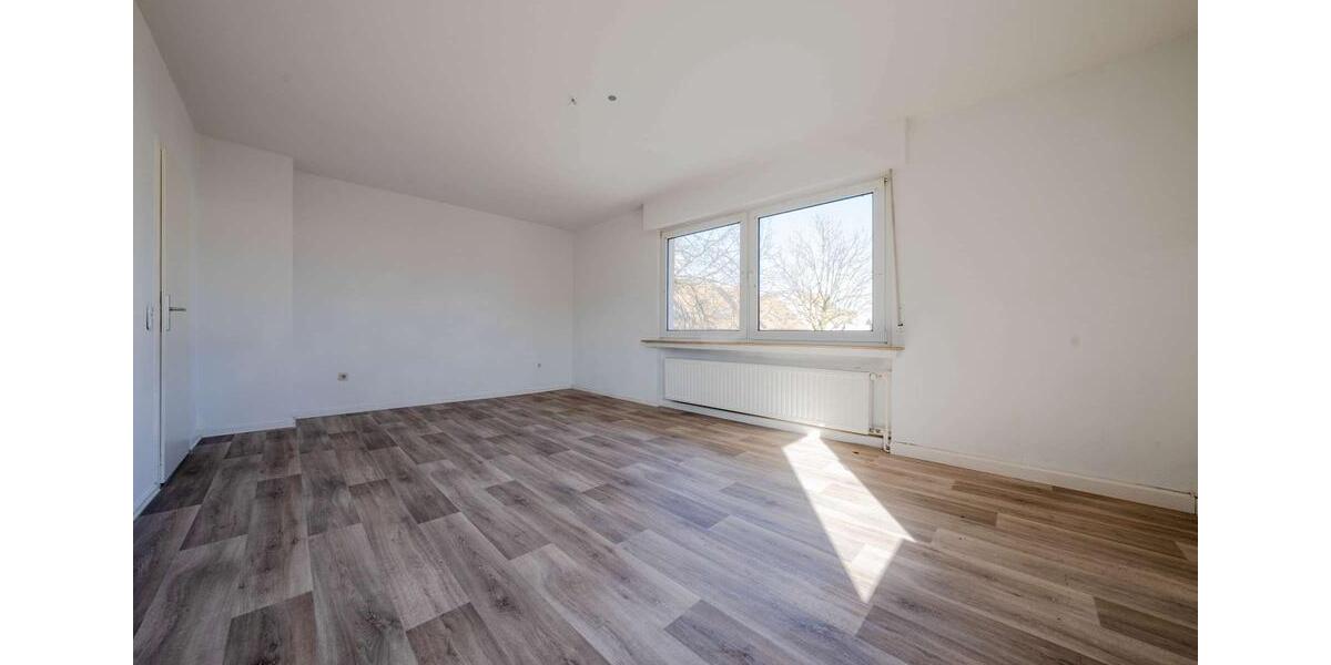 Etagenwohnung Lünen Alstedde - 3 Zimmer, 100 m&sup2;, 600&euro; | Angebot:25960180