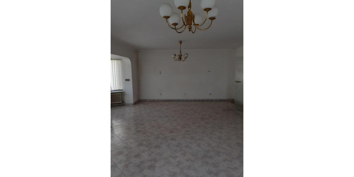 Etagenwohnung Hamm - 3 Zimmer, 142 m&sup2;, 150.000&euro; | Angebot:26754330