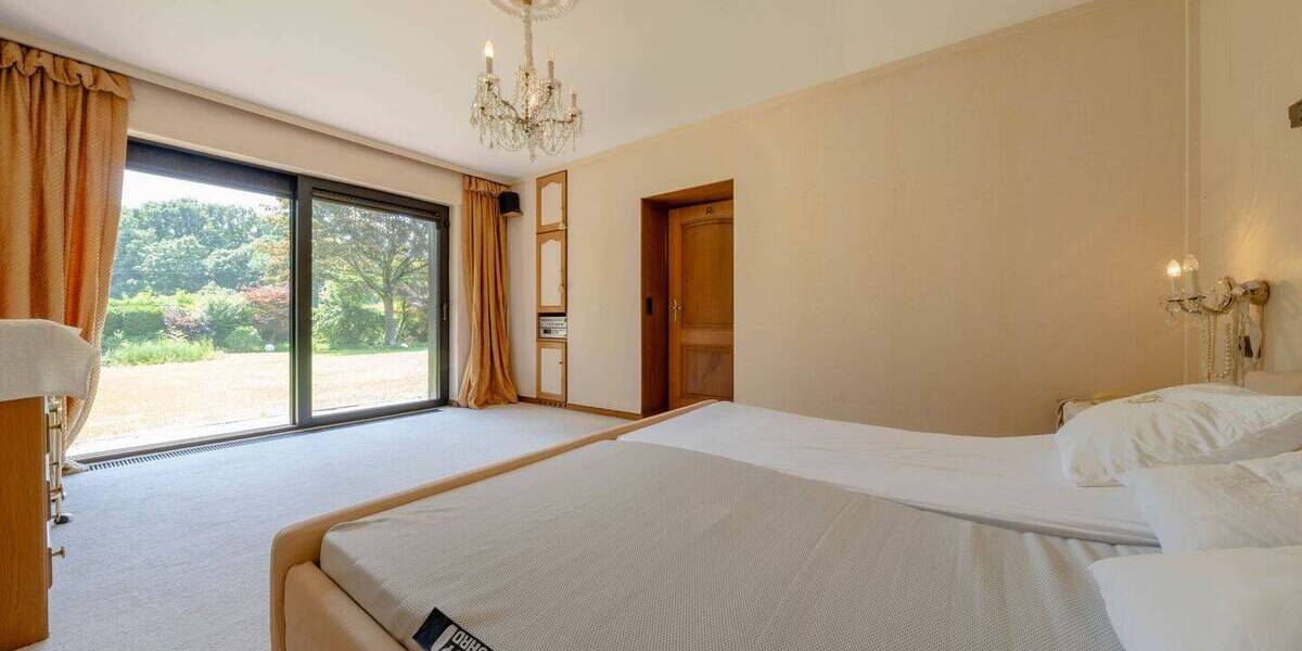 Einfamilienhaus Dortmund Brechten - 5 Zimmer, 256 m&sup2;, 1.250.000&euro; | Angebot:25689565