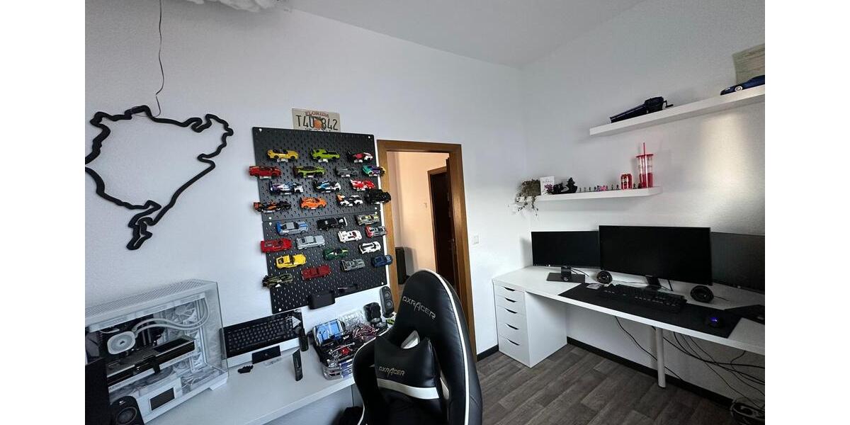 Erdgeschoßwohnung Dortmund Hombruch - 3 Zimmer, 90 m&sup2;, 209.000&euro; | Angebot:24726135