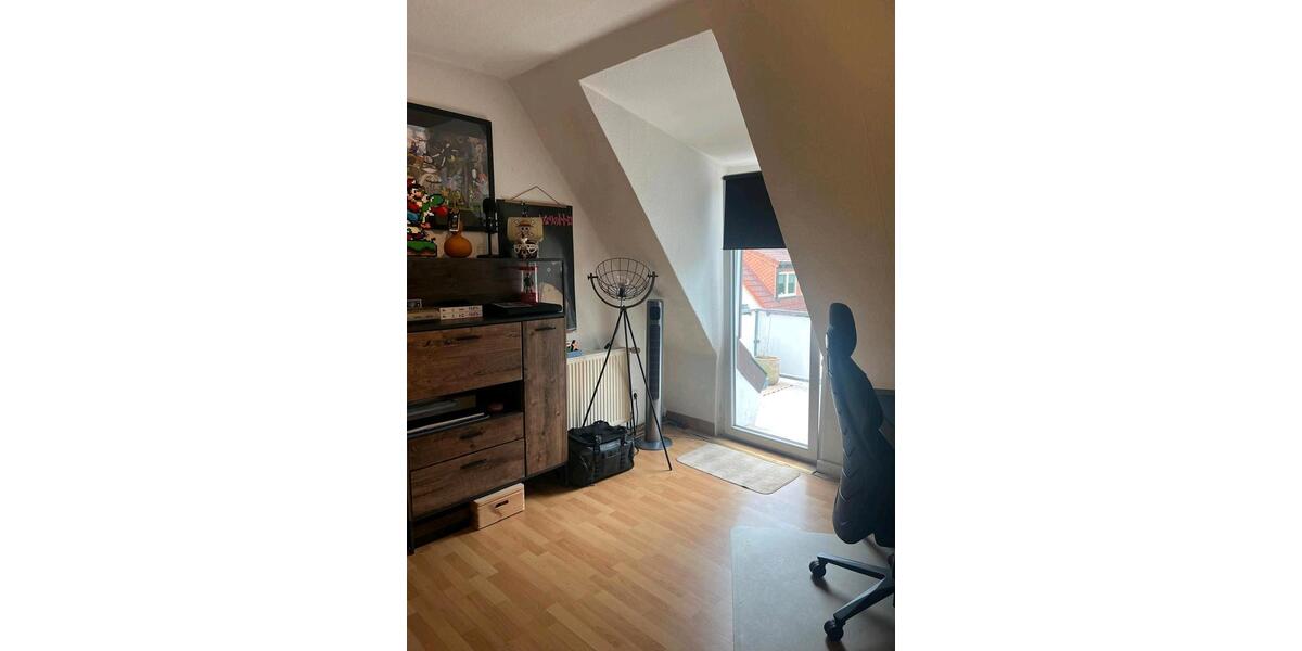 Dachgeschoßwohnung Recklinghausen - 4.5 Zimmer, 93 m&sup2;, 229.000&euro; | Angebot:27224332