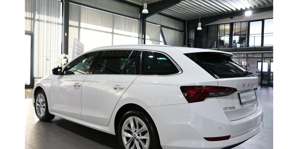 Skoda Octavia Combi 2.0 TDI FIRST-EDITION WHITE / LED 152.000 km 15.881 &euro; Hamm 59077