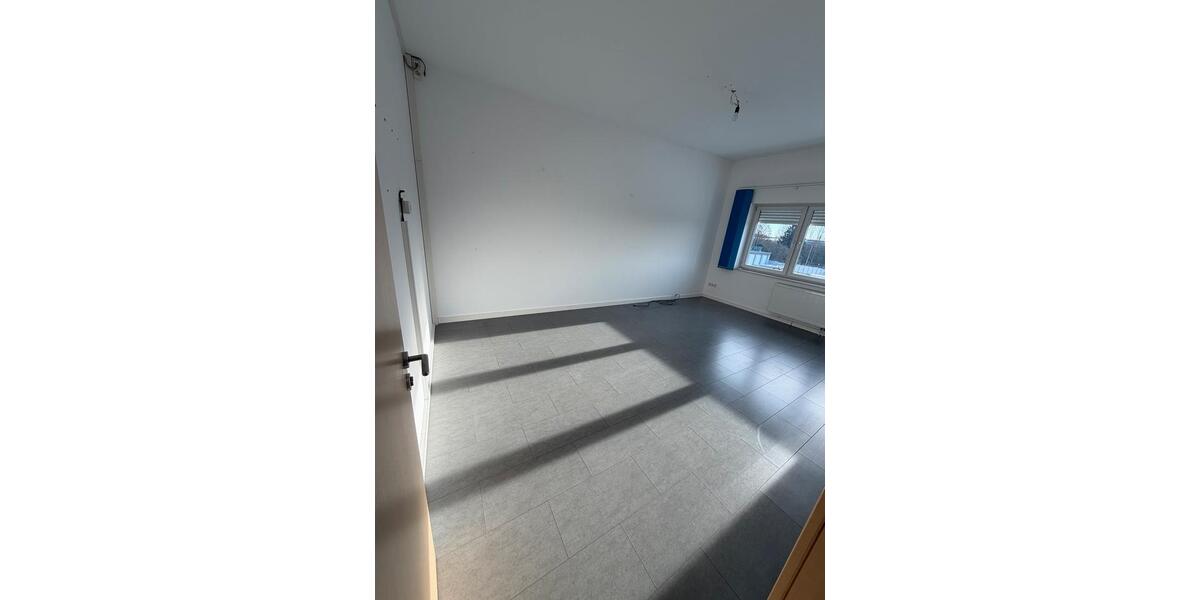 Gewerbeobjekt Holzwickede - 1.500&euro; | Angebot:24468594