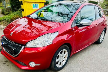 Peugeot 208 100.553 km 3.700 &euro; Hagen 58119