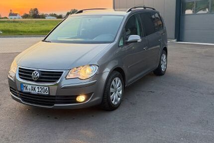 VW Touran 270.000 km 3.499 &euro; Menden 58708