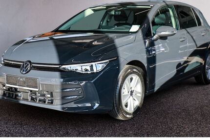VW Golf 8.999 km 33.660 &euro; Menden 58706