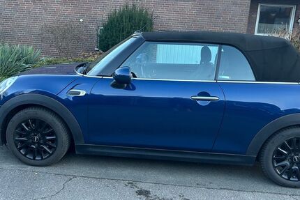 Mini One Cabrio 66.200 km 13.200 &euro; Lünen 44534