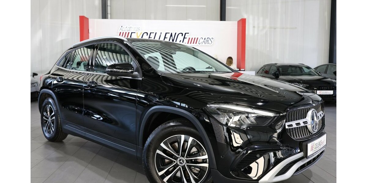 Mercedes-Benz GLA 180 ADVANCED SPORT / LEDER, LED, WIDESCREEN 7.000 km 33.331 &euro; Hamm 59077