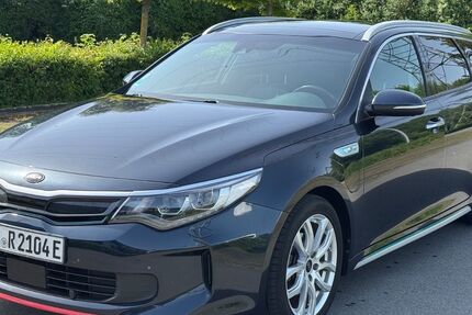 Kia Optima 171.000 km 12.500 &euro; Kamen 59174
