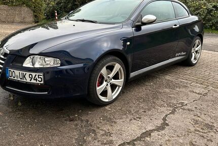 Alfa Romeo GT 272.000 km 5.000 &euro; dortmund 44329