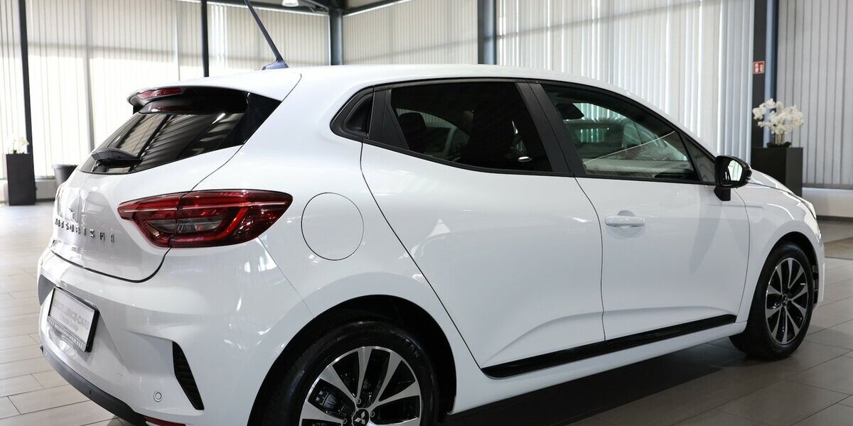 Mitsubishi Colt 1.0 SCe PLUS WHITE / LED, VIRTUAL-COCKPIT 30.000 km 13.991 &euro; Hamm 59077