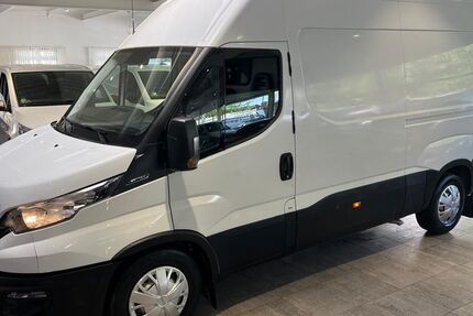 IVECO Andere 167.000 km 17.990 &euro; Datteln 45711