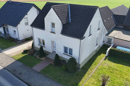 Haus Herten Langenbochum - 8 Zimmer, 215 m&sup2;, 350.000&euro; | Angebot:26142775