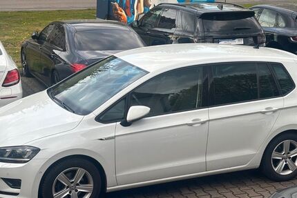 VW Golf Sportsvan 173.000 km 8.999 &euro; Dortmund 44265