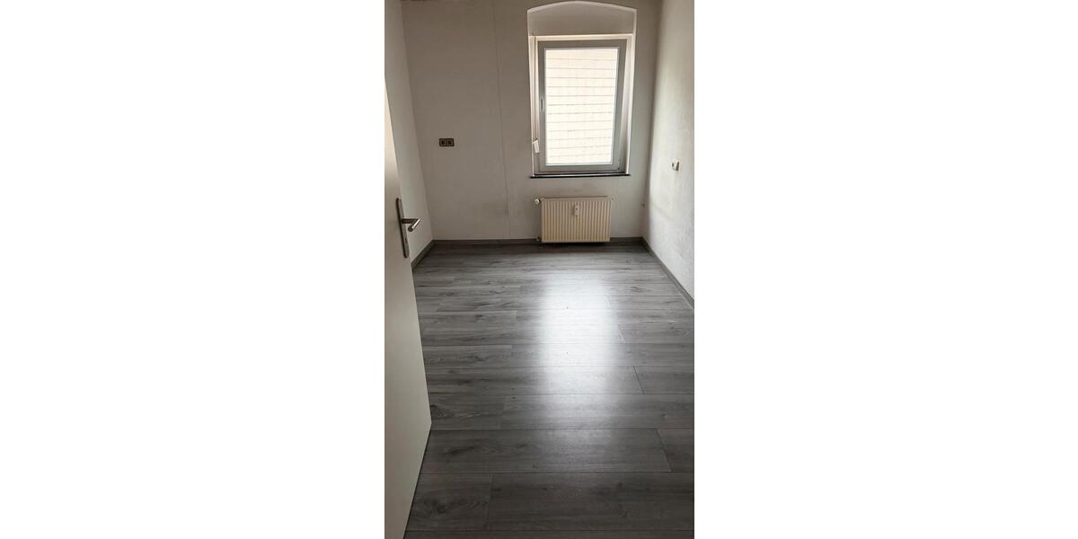 Einfamilienhaus Herne Eickel - 7 Zimmer, 149 m&sup2;, 1.350&euro; | Angebot:26020625