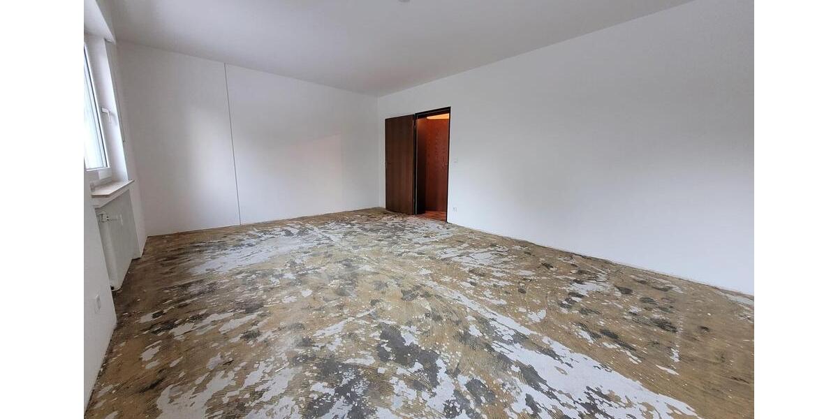 Erdgeschoßwohnung Hagen Hohenlimburg - 3 Zimmer, 93 m&sup2;, 595&euro; | Angebot:26630936