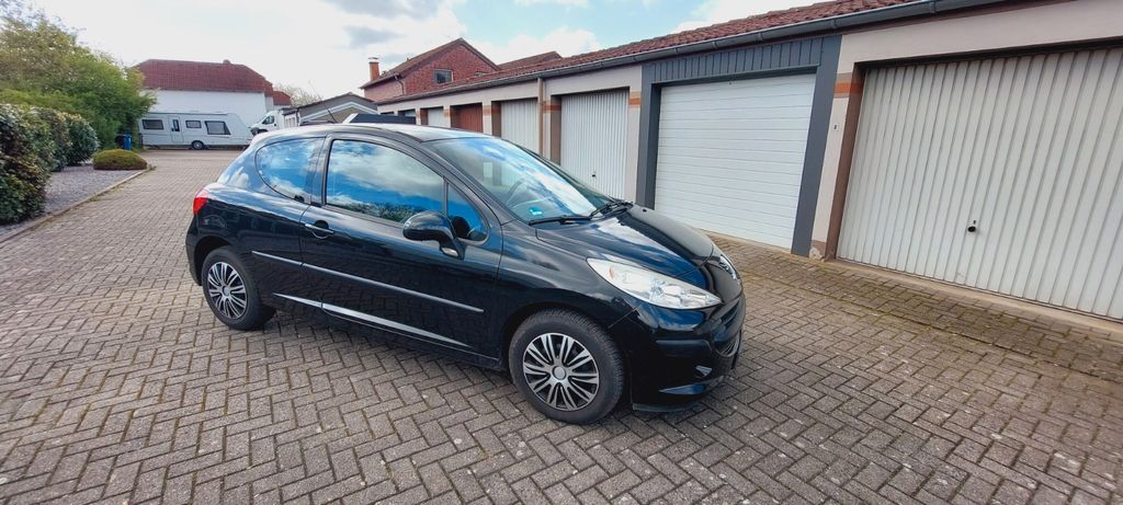 Peugeot 207 111.500 km 1.850 &euro; Bönen 59199