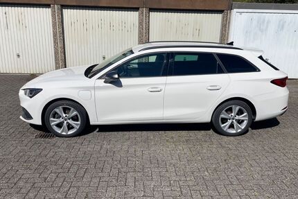 Seat Leon 61.500 km 19.250 &euro; Waltrop 45731