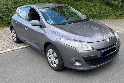 Renault Megane 146.000 km 2.750 &euro; Iserlohn 58642