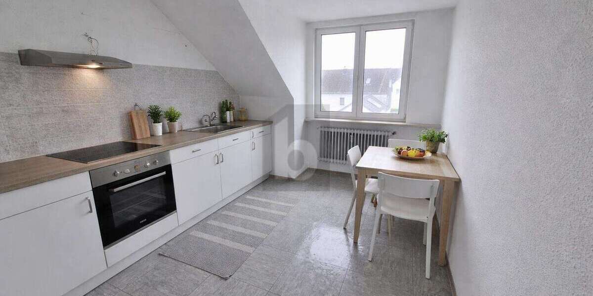 Einfamilienhaus Bochum - 18 Zimmer, 323 m&sup2;, 537.000&euro; | Angebot:25944404