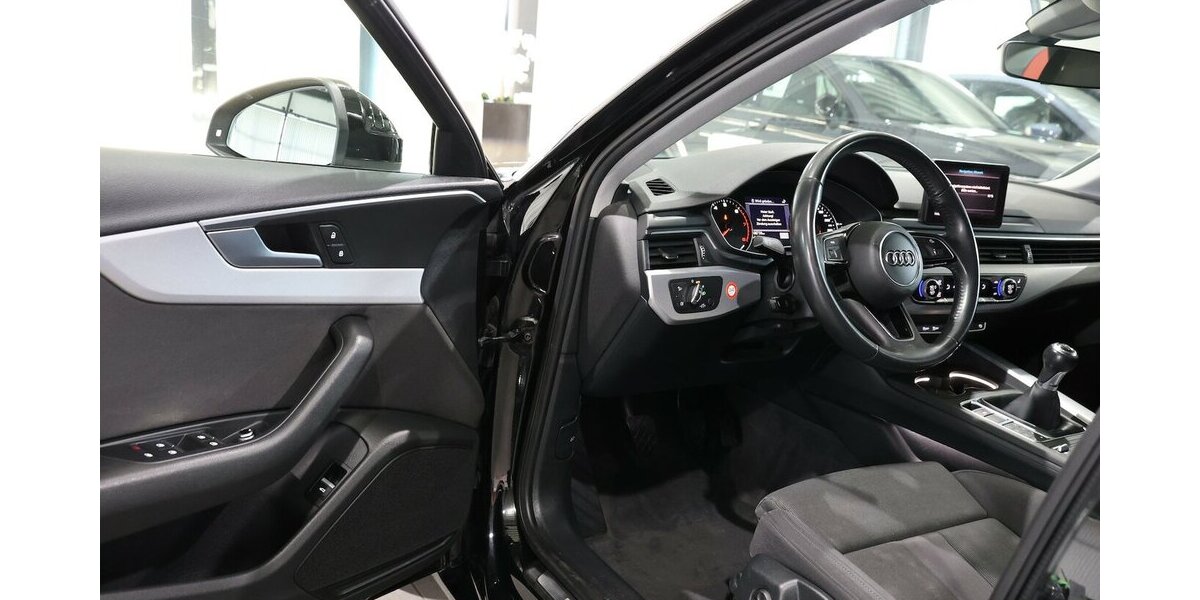Audi A4 Avant 35 TFSI SPORT / 1.HAND / LED / NAVI+ 108.000 km 17.555 &euro; Hamm 59077