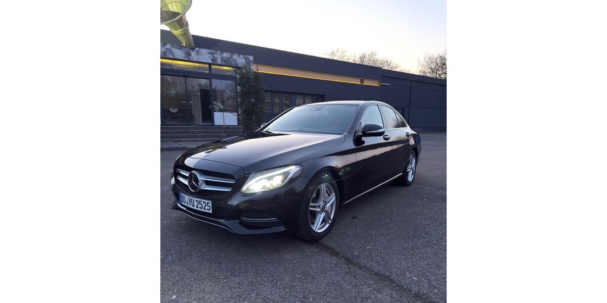 Mercedes-Benz C 250 135.000 km 19.500 &euro; Dortmund 44145