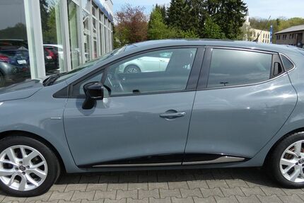 Renault Clio 72.525 km 7.990 &euro; Bergkamen 59192