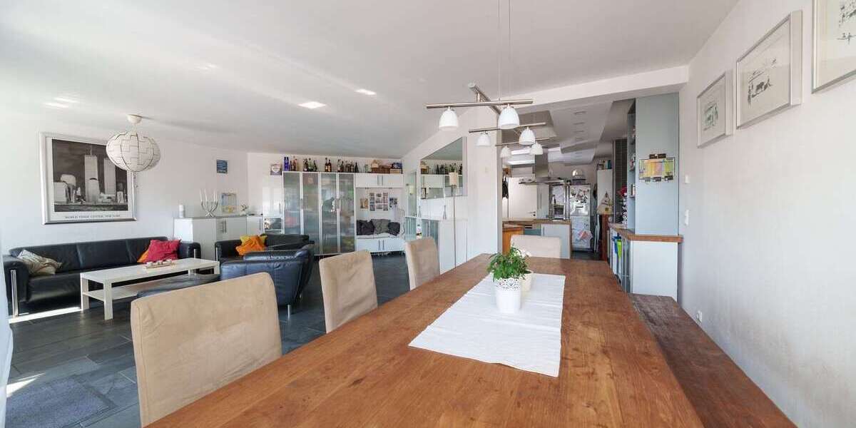Etagenwohnung Bochum Bochum-Südwest - 8 Zimmer, 220 m&sup2;, 449.000&euro; | Angebot:26242450