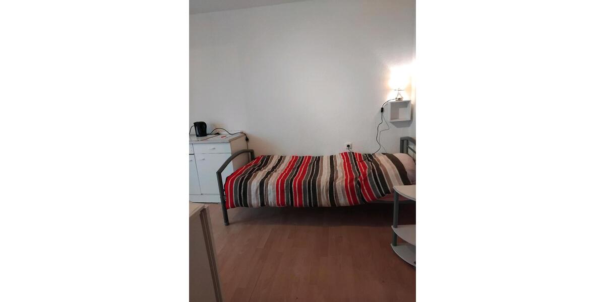 Etagenwohnung Bochum Bochum-Mitte - 1 Zimmer, 15 m&sup2;, 260&euro; | Angebot:26279680