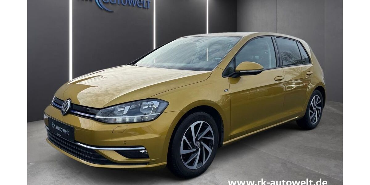 VW Golf 40.562 km 17.590 &euro; Werl 59457