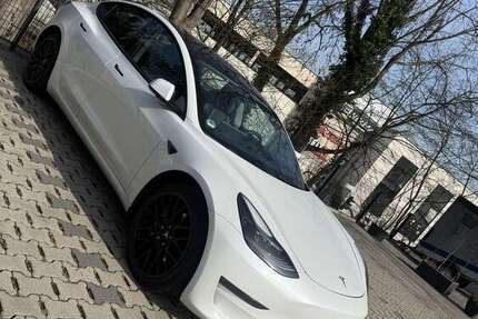 Tesla Model 3 136.000 km 24.300 &euro; schwerte 58238