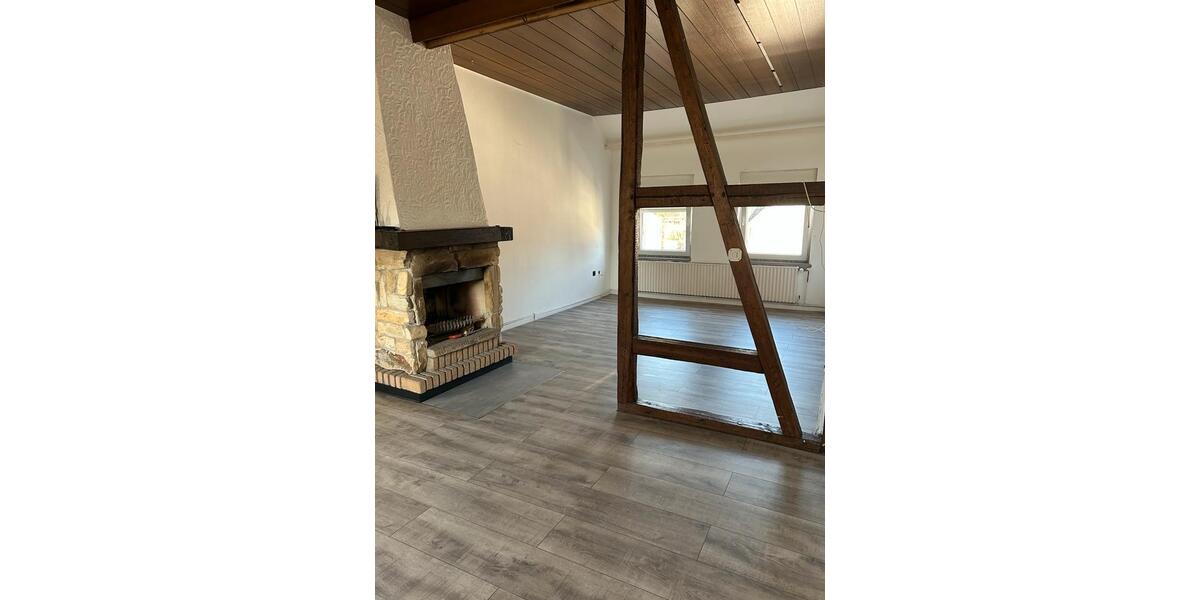 Etagenwohnung Schwerte - 3.5 Zimmer, 85 m&sup2;, 1.000&euro; | Angebot:26051046