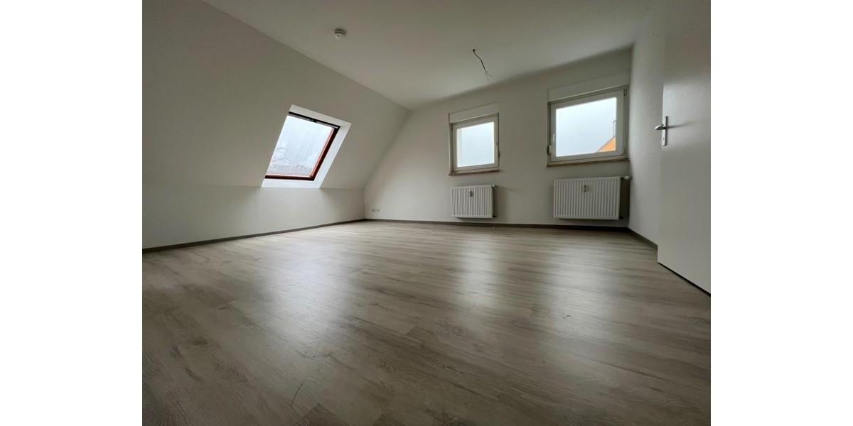 Dachgeschoßwohnung Dortmund Mengede - 2.5 Zimmer, 54 m&sup2;, 445&euro; | Angebot:24776655