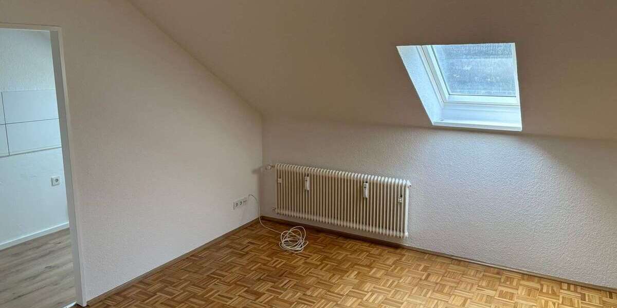 Etagenwohnung Dortmund Hombruch - 2 Zimmer, 38 m&sup2;, 394&euro; | Angebot:26072405