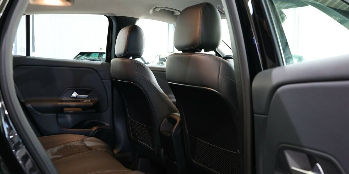 Mercedes-Benz GLA 180 ADVANCED SPORT / LEDER, LED, WIDESCREEN 7.000 km 33.331 &euro; Hamm 59077