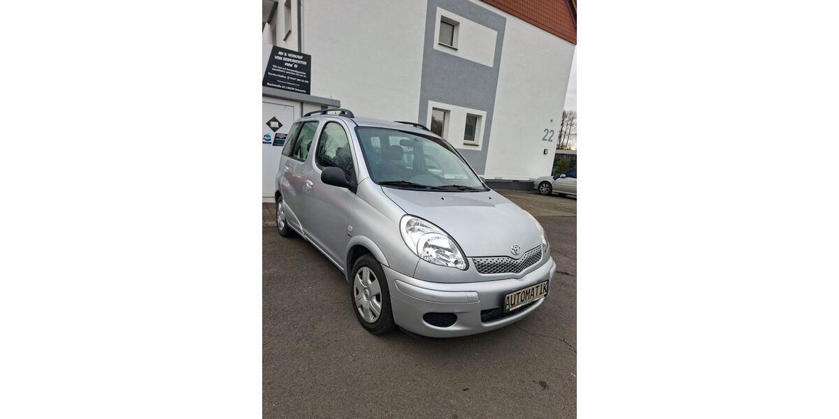 Toyota Yaris 114.000 km 4.999 &euro; Schwerte 58239