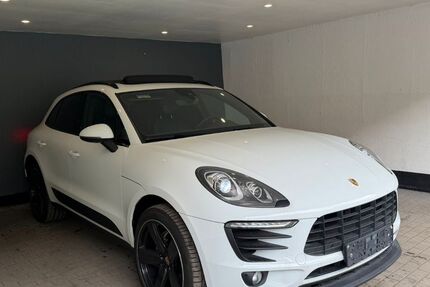 Porsche Macan 148.100 km 30.900 &euro; Bochum 44805