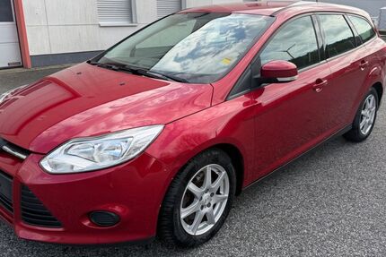 Ford Focus 261.000 km 2.999 &euro; Marl 45772